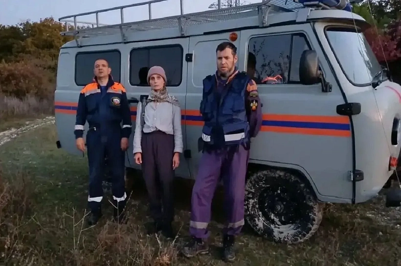 Спасатели всю ночь искали заблудившуюся туристку из Москвы в лесу под Геленджиком