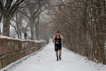 С дырочкой в правом боку: почему при беге появляется боль