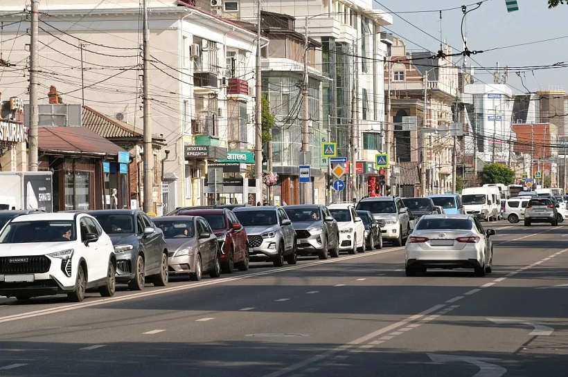 Жители Краснодара тратят на первый автомобиль в среднем 759 тысяч рублей