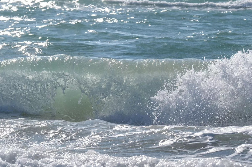 Температура Черного моря на курортах Кубани достигла +22 градусов