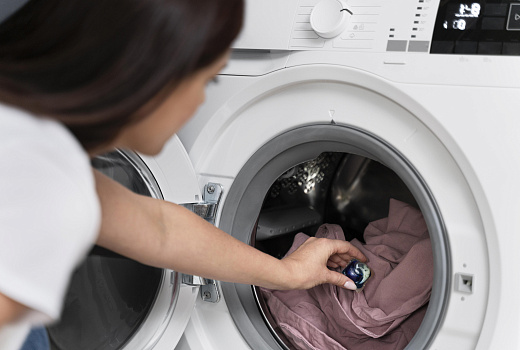 В чем настоящая причина неприятного запаха из стиральной машины