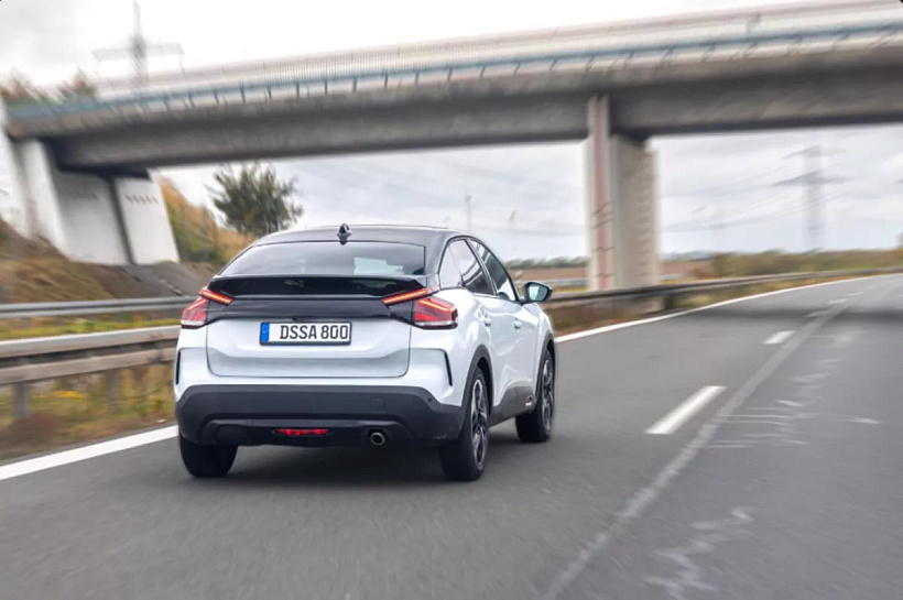 На Кубани выставили на продажу автомобильный номер К888НО93 за 750 тысяч рублей